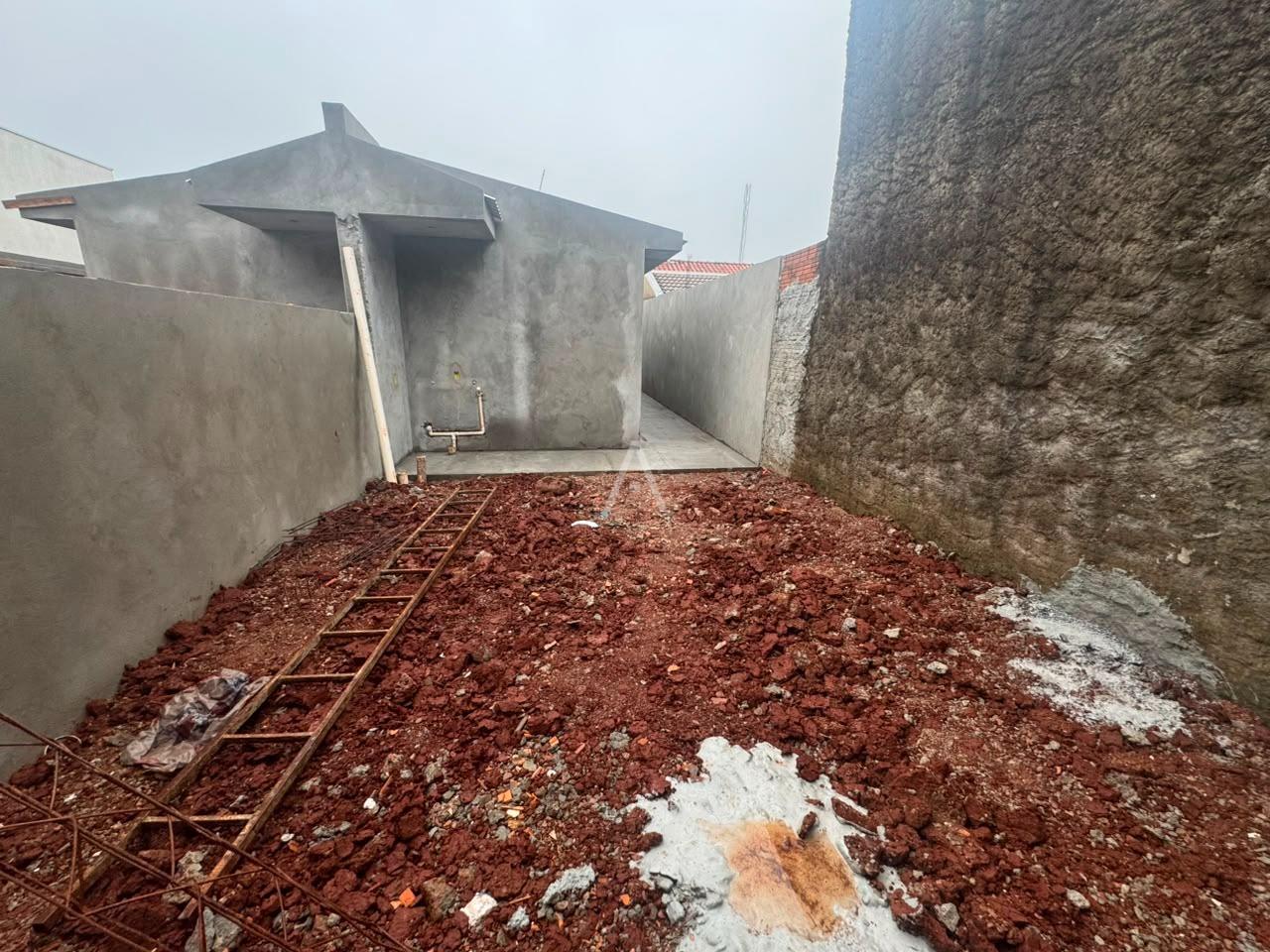 Casa Residencial para à venda no Bairro SAO FRANCISCO em TOLEDO: terreno atras