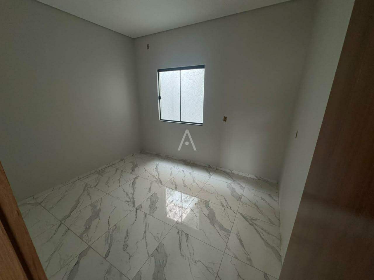 Casa Residencial para à venda no Bairro VILA INDUSTRIAL em TOLEDO: quarto