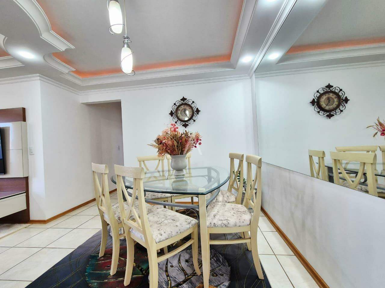 Apartamento para à venda no Bairro CENTRO em CASCAVEL: