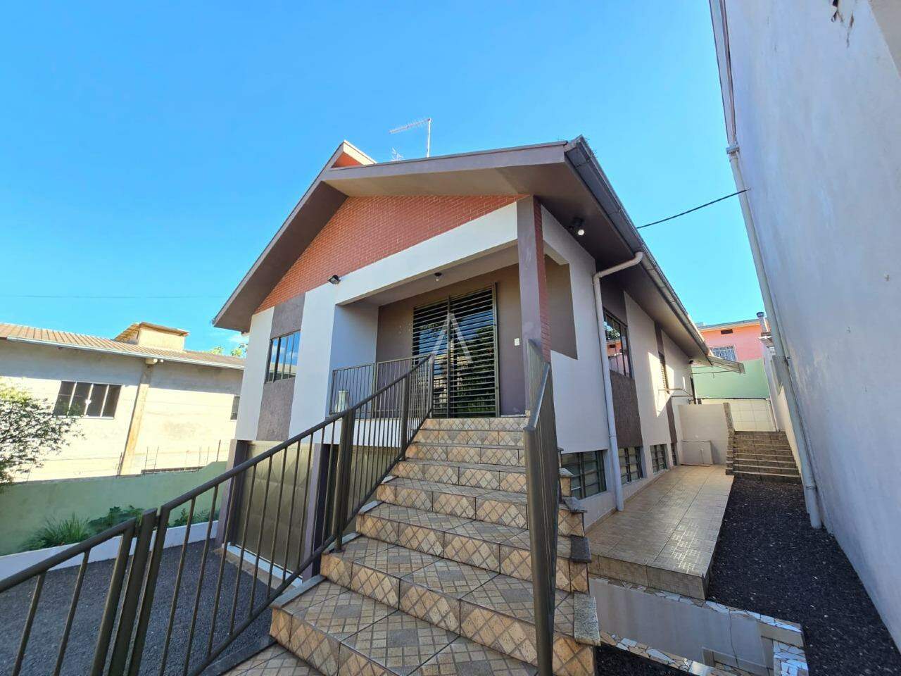 Casa Comercial para para aluguel no Bairro CENTRO em TOLEDO: