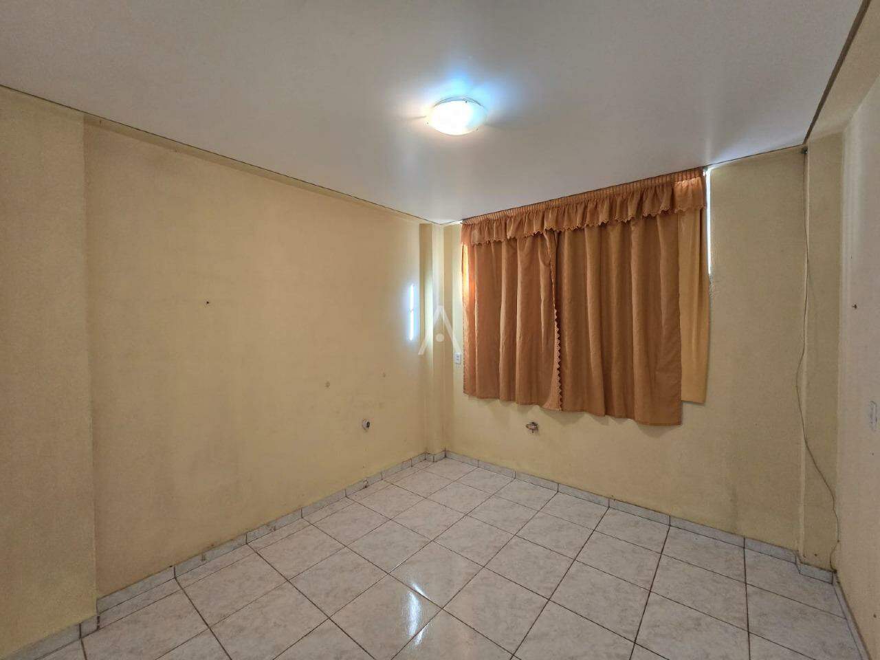 Casa Comercial para para aluguel no Bairro CENTRO em TOLEDO: Parte inferior