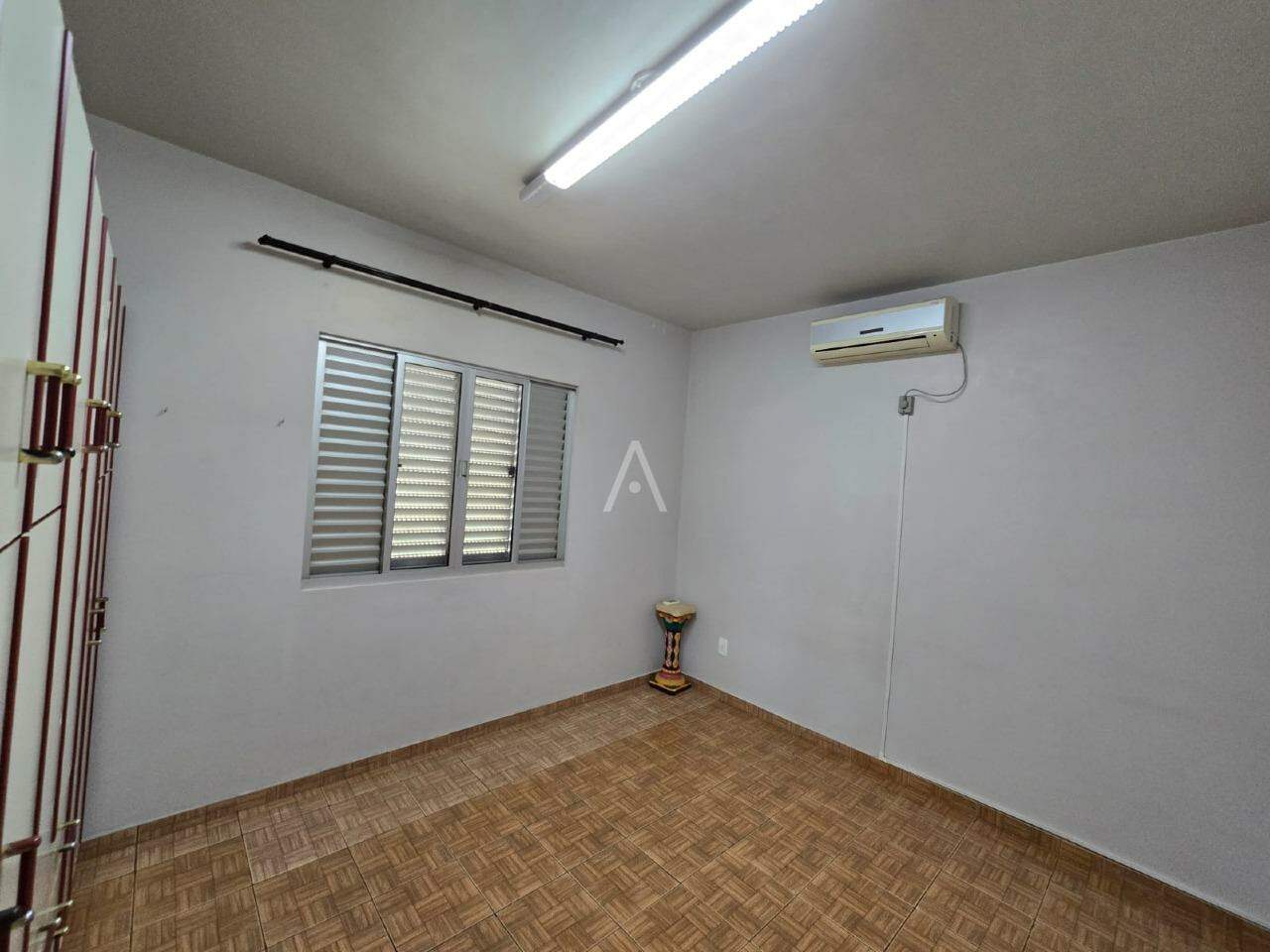 Casa Comercial para para aluguel no Bairro CENTRO em TOLEDO: Parte Superior