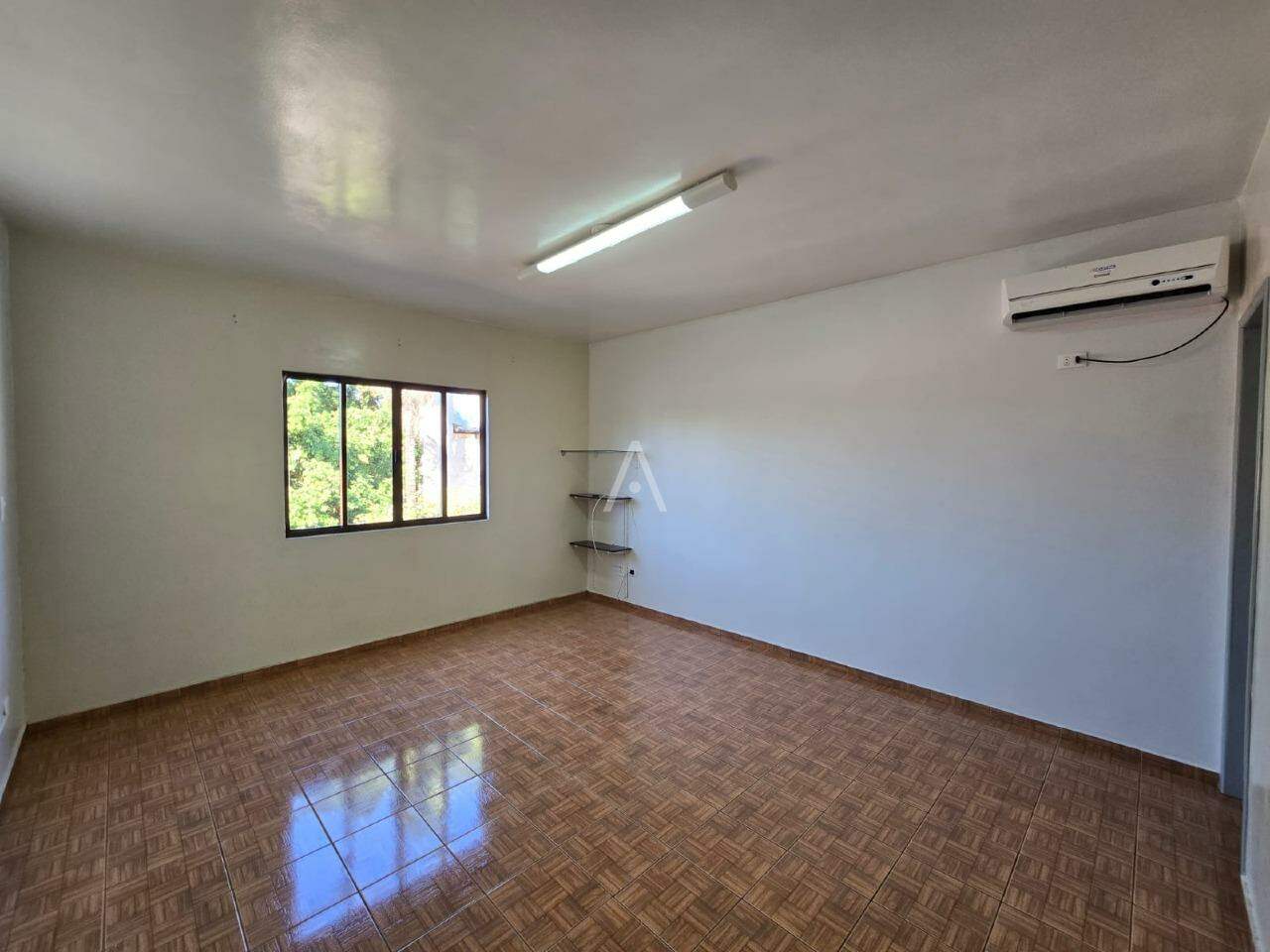 Casa Comercial para para aluguel no Bairro CENTRO em TOLEDO: Parte Superior
