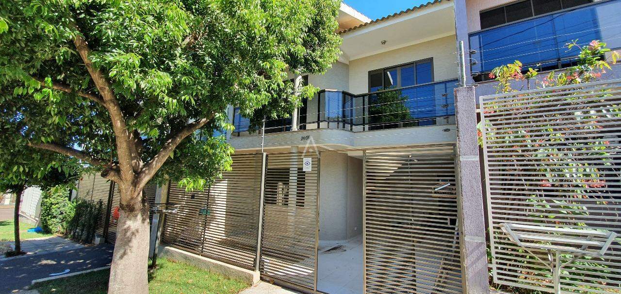 Sobrado para à venda no Bairro PARQUE SAO PAULO em CASCAVEL: 