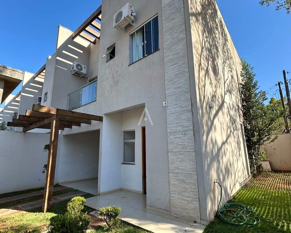 Sobrado para à venda no Bairro VILA BECKER em TOLEDO: