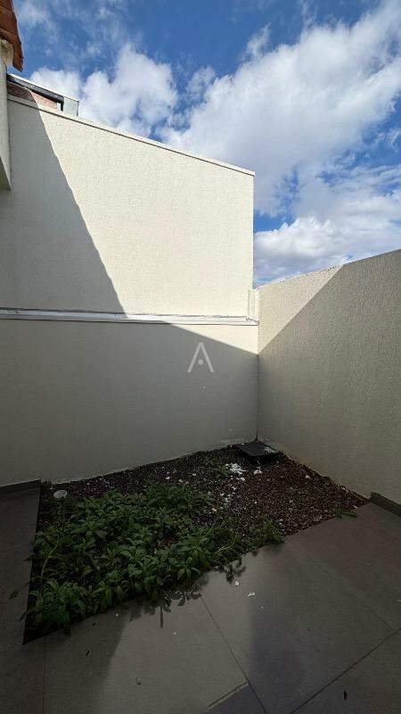 Casa Residencial para à venda no Bairro PINHEIRINHO em TOLEDO: 