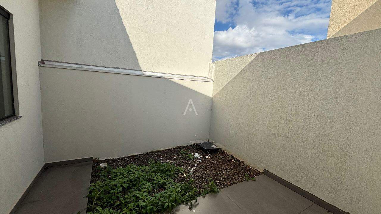 Casa Residencial para à venda no Bairro PINHEIRINHO em TOLEDO: 