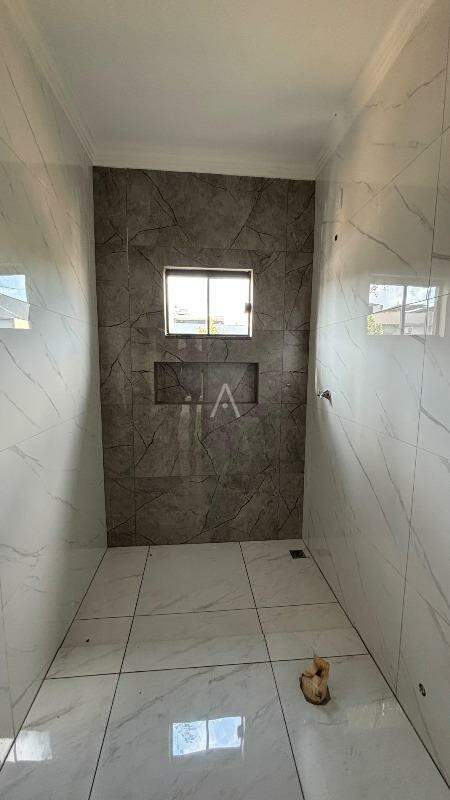 Casa Residencial para à venda no Bairro PINHEIRINHO em TOLEDO: 