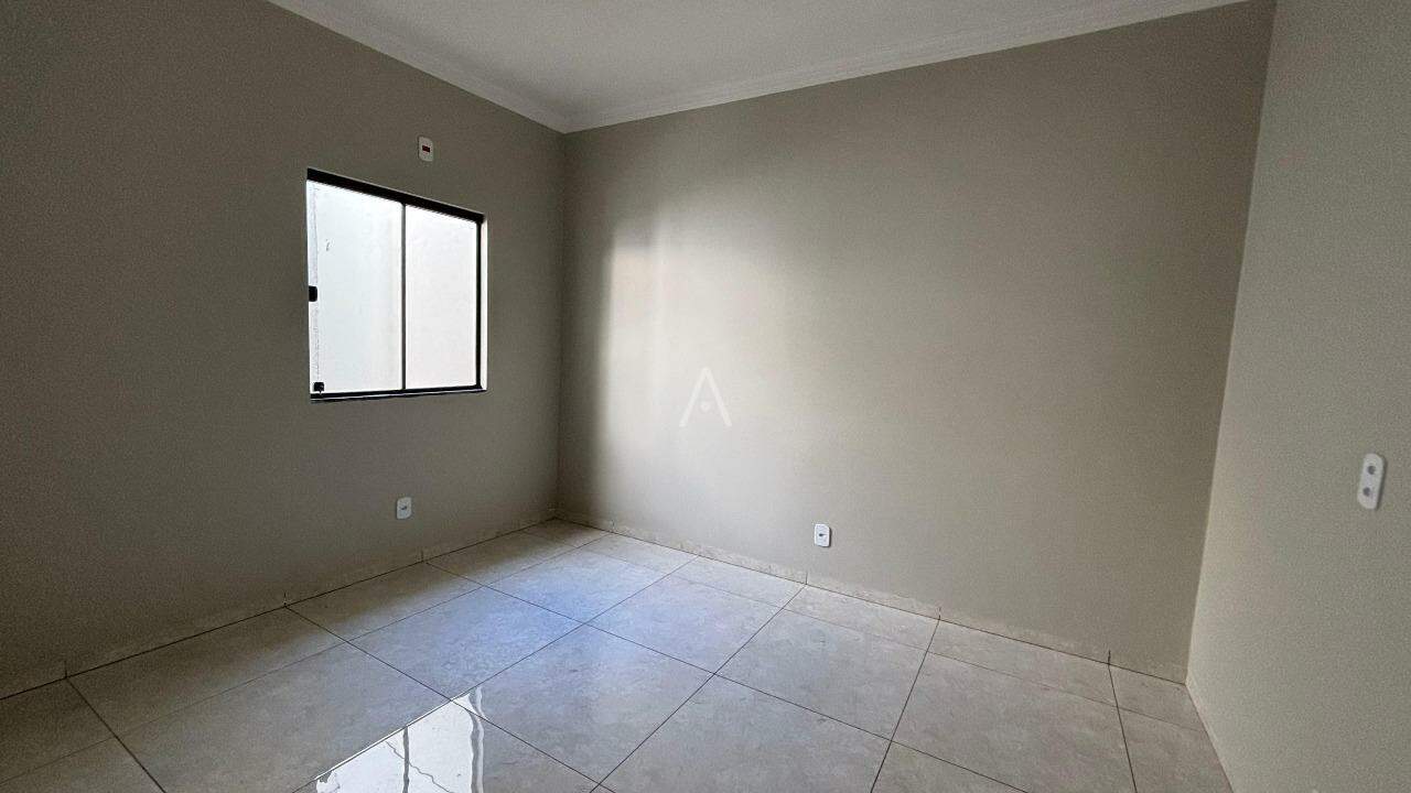 Casa Residencial para à venda no Bairro PINHEIRINHO em TOLEDO: