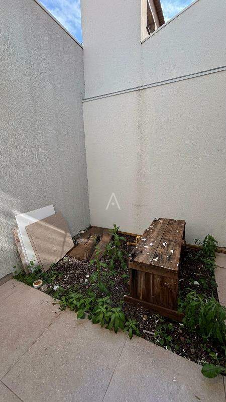 Casa Residencial para à venda no Bairro PINHEIRINHO em TOLEDO: