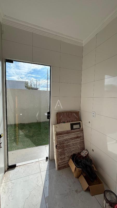 Casa Residencial para à venda no Bairro PINHEIRINHO em TOLEDO: 