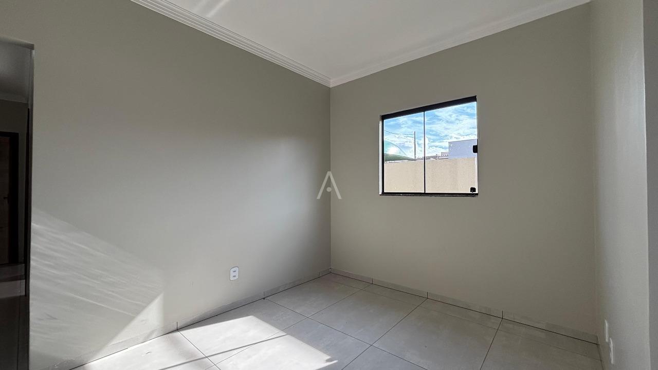 Casa Residencial para à venda no Bairro PINHEIRINHO em TOLEDO: 