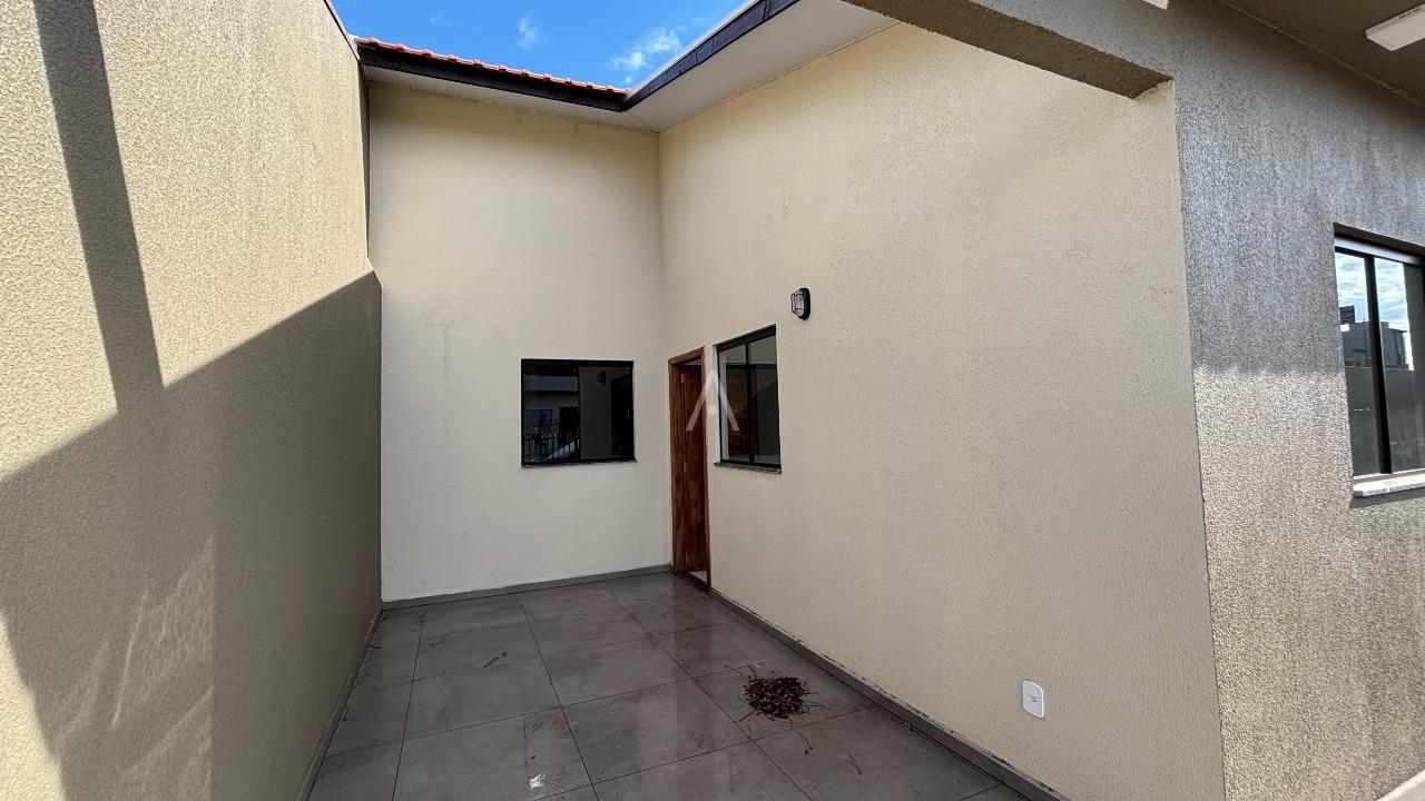 Casa Residencial para à venda no Bairro PINHEIRINHO em TOLEDO: 
