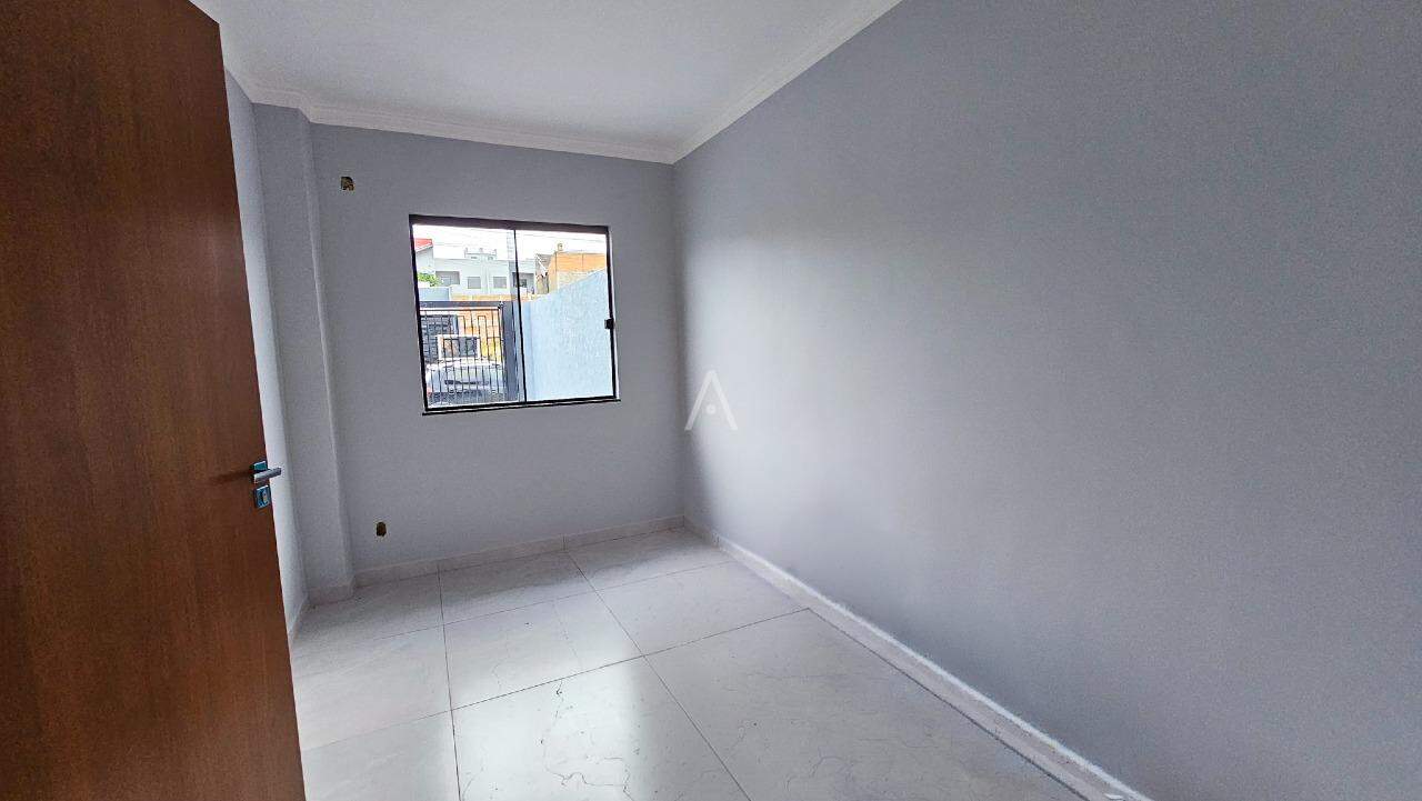 Sobrado para à venda no Bairro FLORESTA em CASCAVEL: