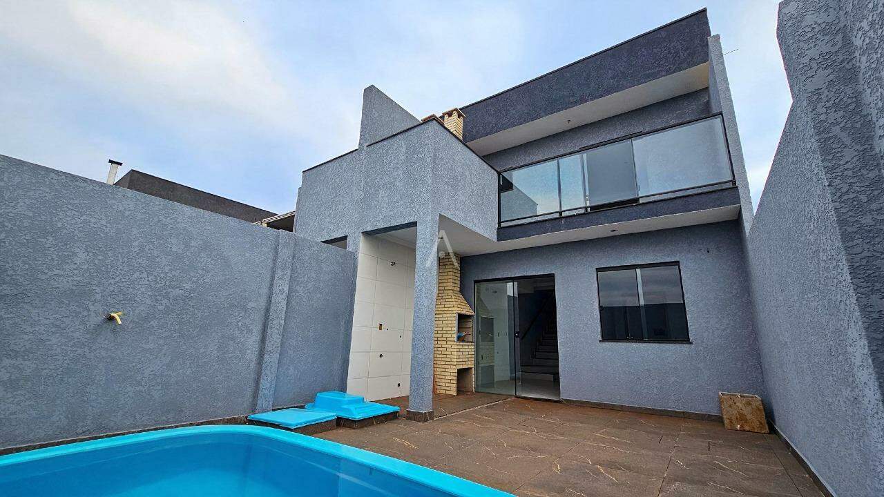 Sobrado para à venda no Bairro FLORESTA em CASCAVEL:
