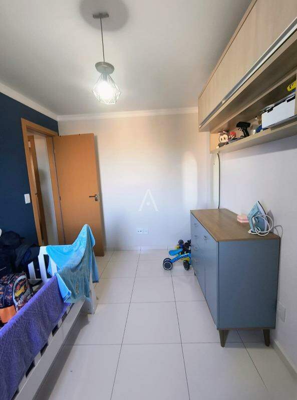 Apartamento para à venda no Bairro RECANTO TROPICAL em CASCAVEL: 