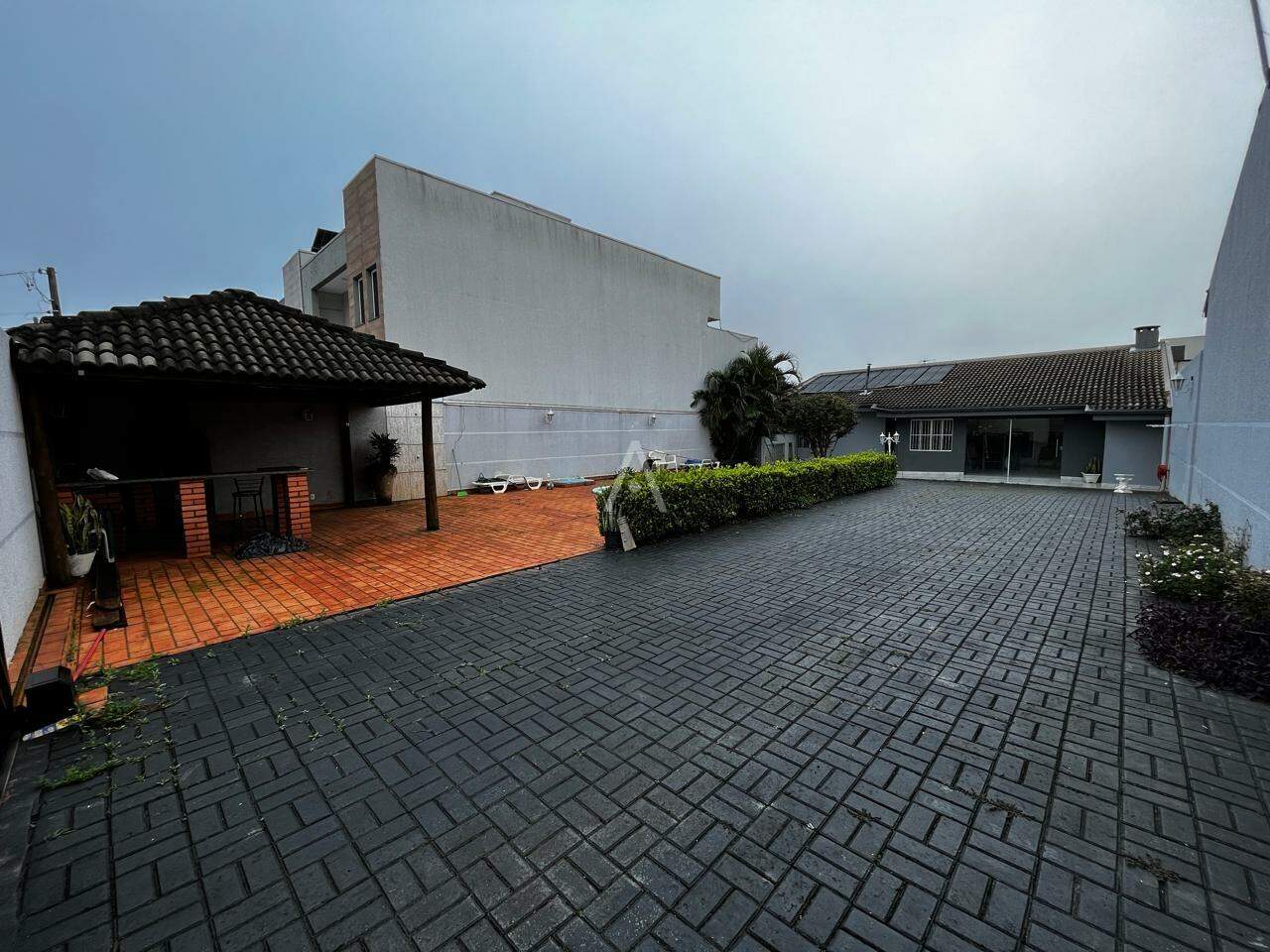 Casa Residencial para à venda no Bairro UNIVERSITARIO em CASCAVEL: 