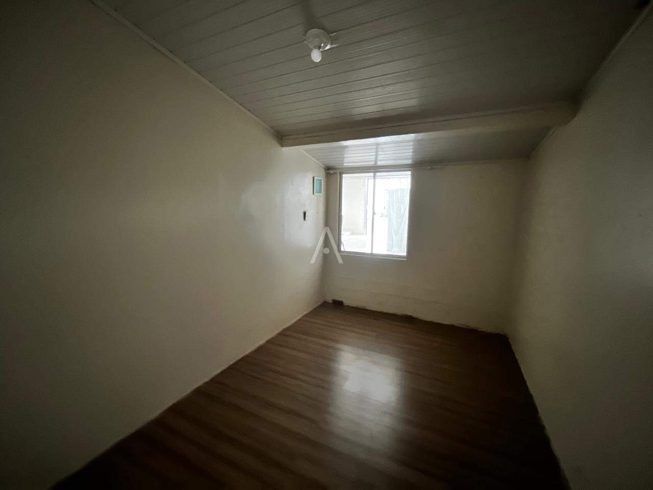 Casa Residencial para à venda no Bairro UNIVERSITARIO em CASCAVEL: 