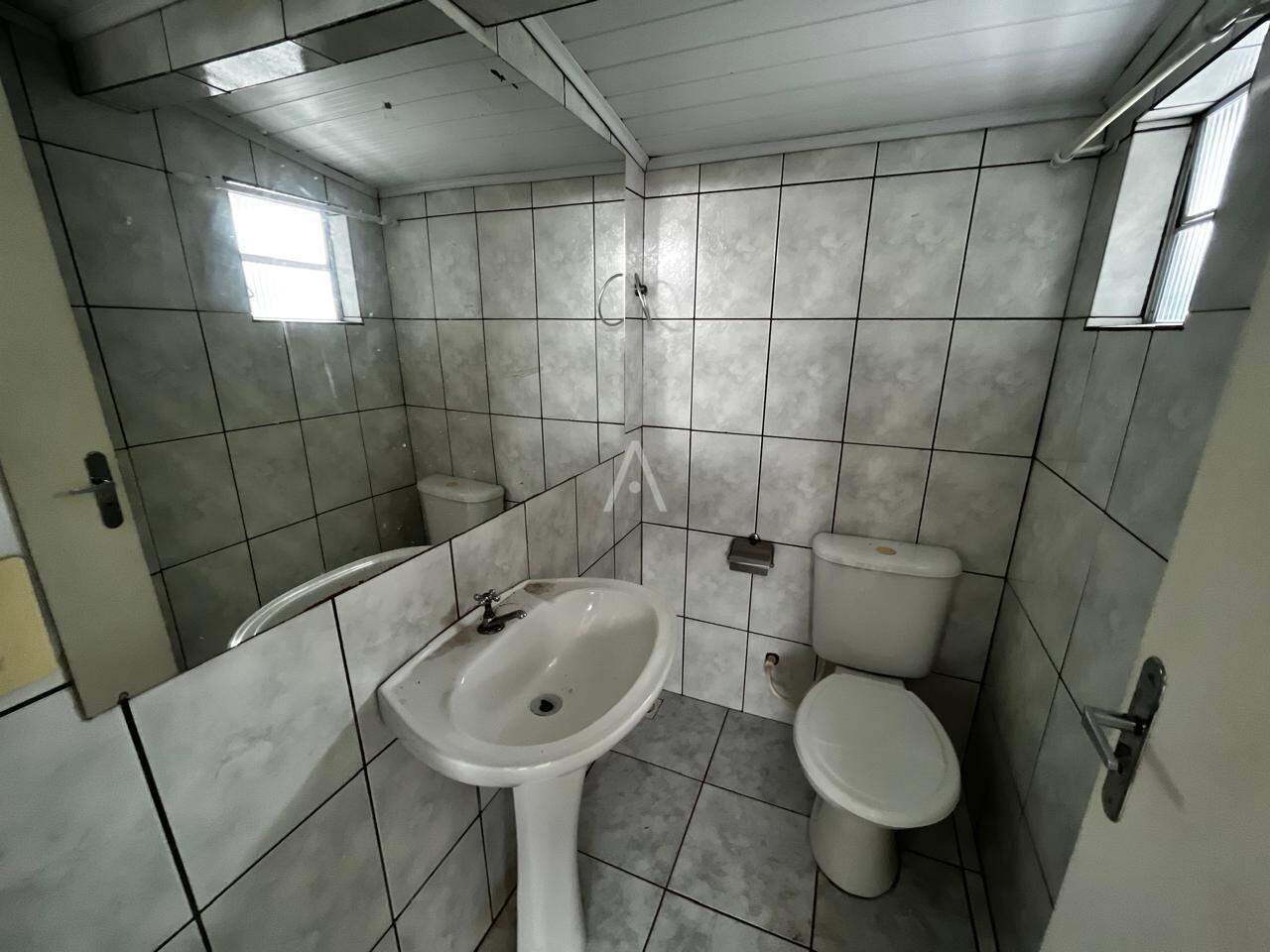 Casa Residencial para à venda no Bairro UNIVERSITARIO em CASCAVEL: 
