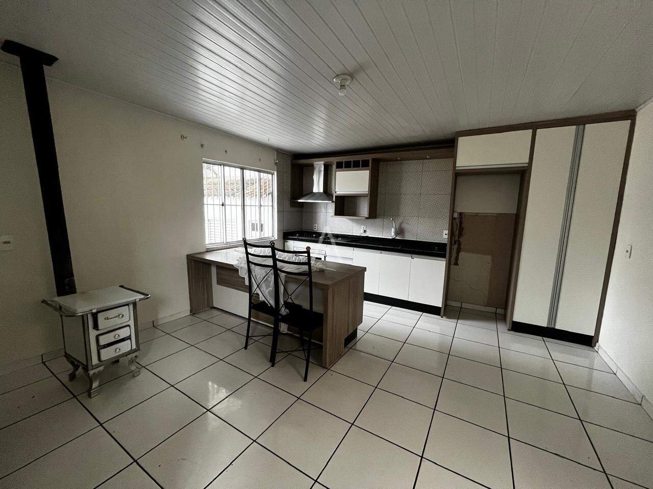 Casa Residencial para à venda no Bairro UNIVERSITARIO em CASCAVEL: 