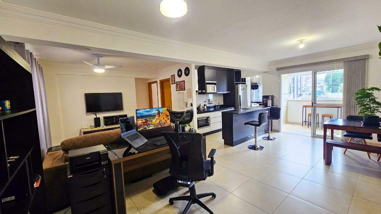 Apartamento para à venda no Bairro CANADA em CASCAVEL: 