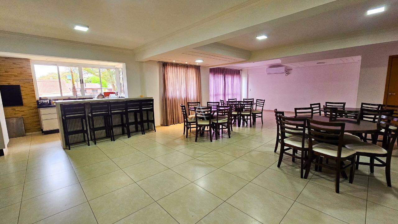Apartamento para à venda no Bairro CANADA em CASCAVEL: 