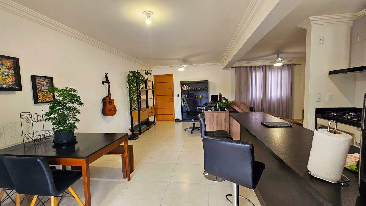 Apartamento para à venda no Bairro CANADA em CASCAVEL: 