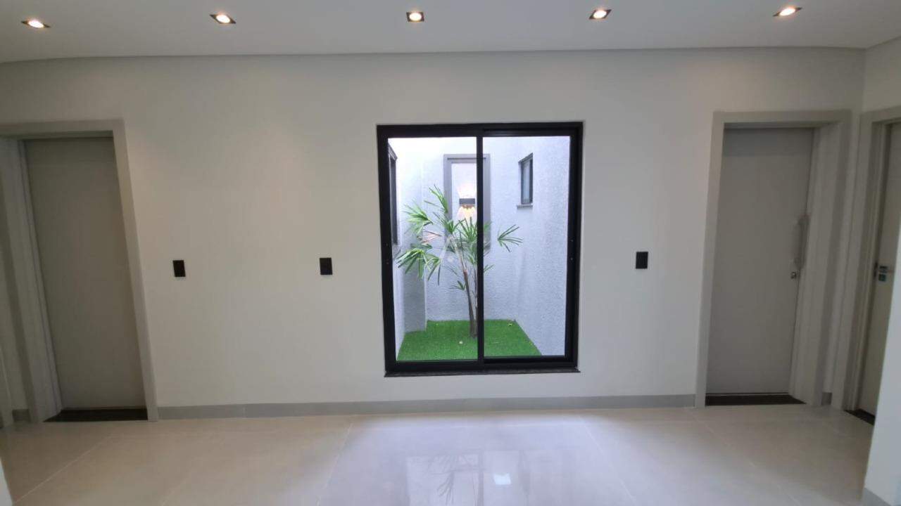 Casa Residencial para à venda no Bairro Jardim Parizotto em TOLEDO:
