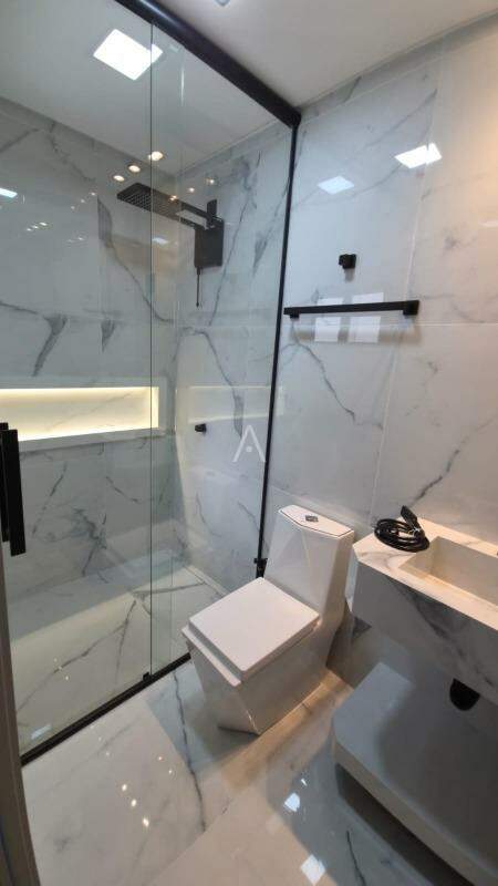 Casa Residencial para à venda no Bairro Jardim Parizotto em TOLEDO: