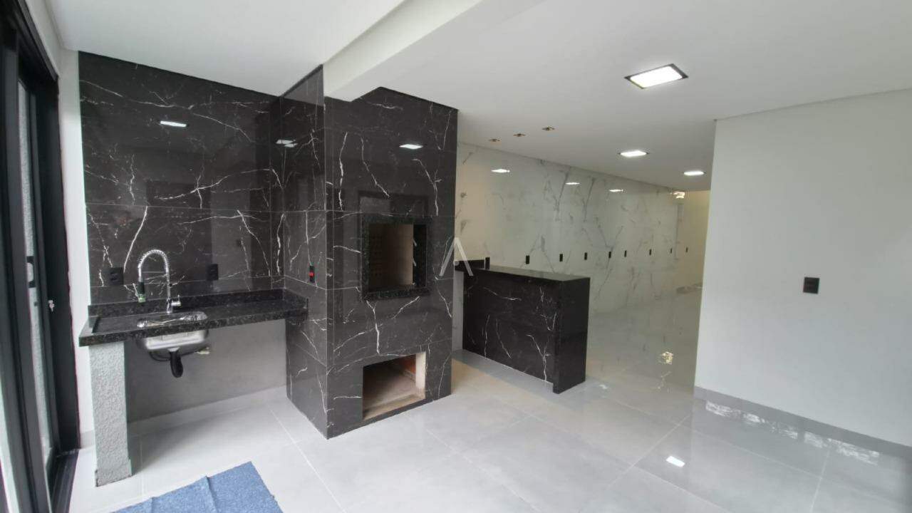 Casa Residencial para à venda no Bairro Jardim Parizotto em TOLEDO: