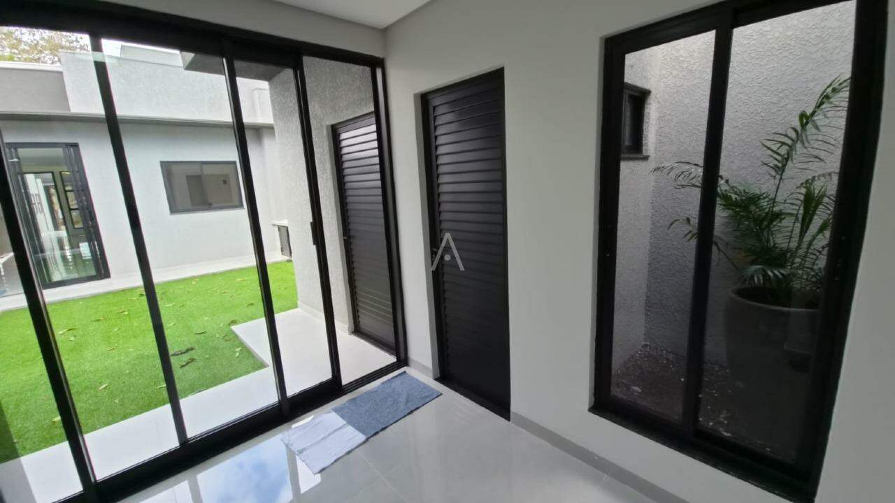 Casa Residencial para à venda no Bairro Jardim Parizotto em TOLEDO: