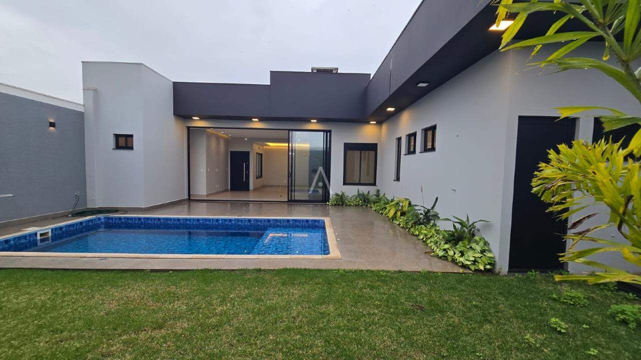 Casa Residencial para à venda no Bairro JARDIM GISELA em TOLEDO: 