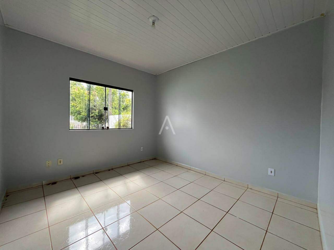Casa Residencial para para aluguel no Bairro JARDIM COOPAGRO em TOLEDO: Dormitório 2