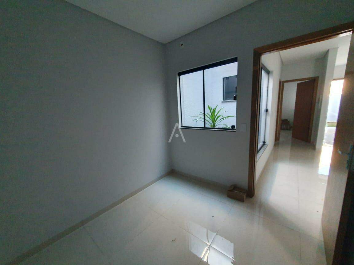 Casa Residencial para à venda no Bairro Cristo Rei em TOLEDO: 