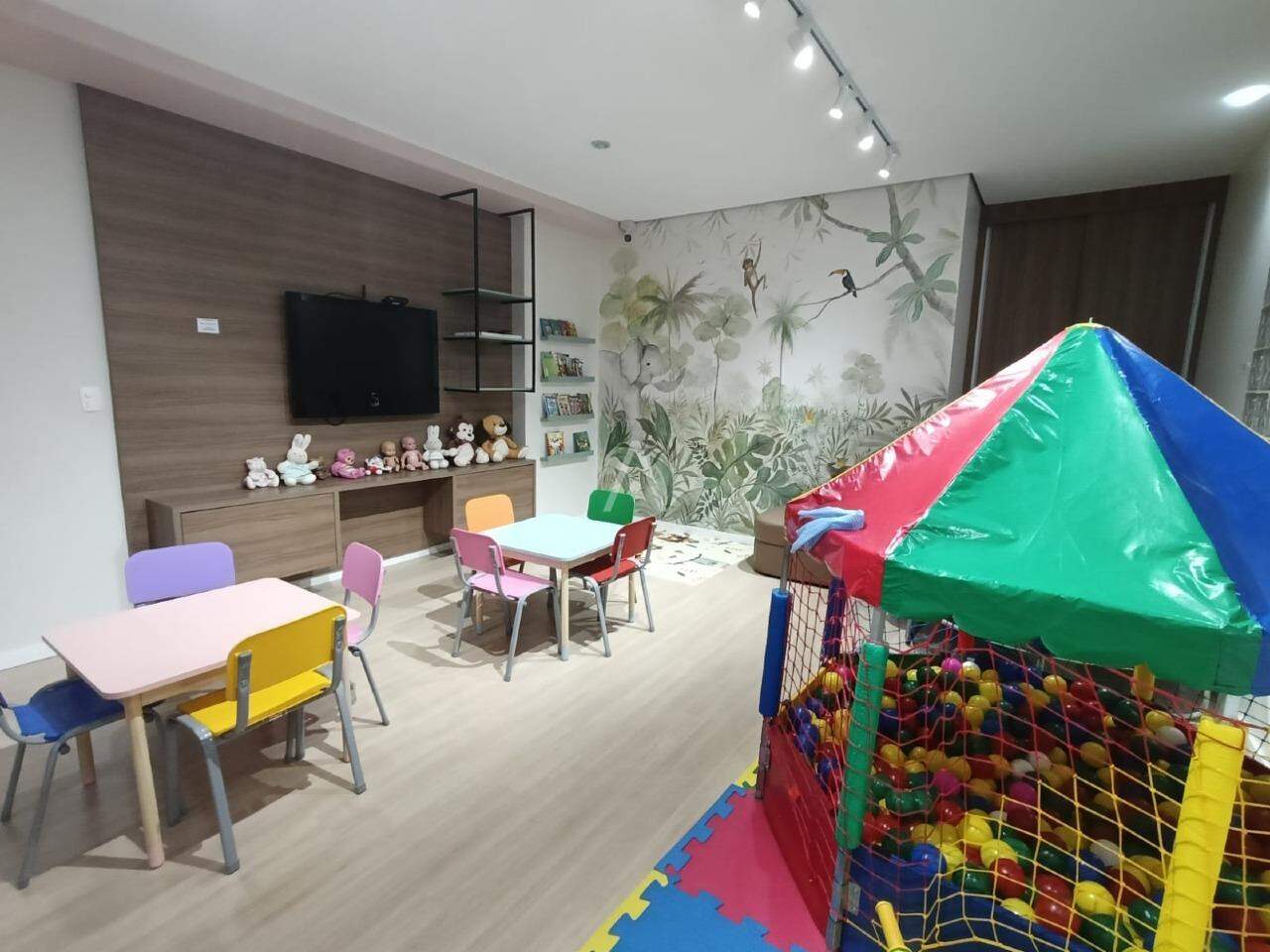 Apartamento para para aluguel no Bairro CENTRO em CASCAVEL: