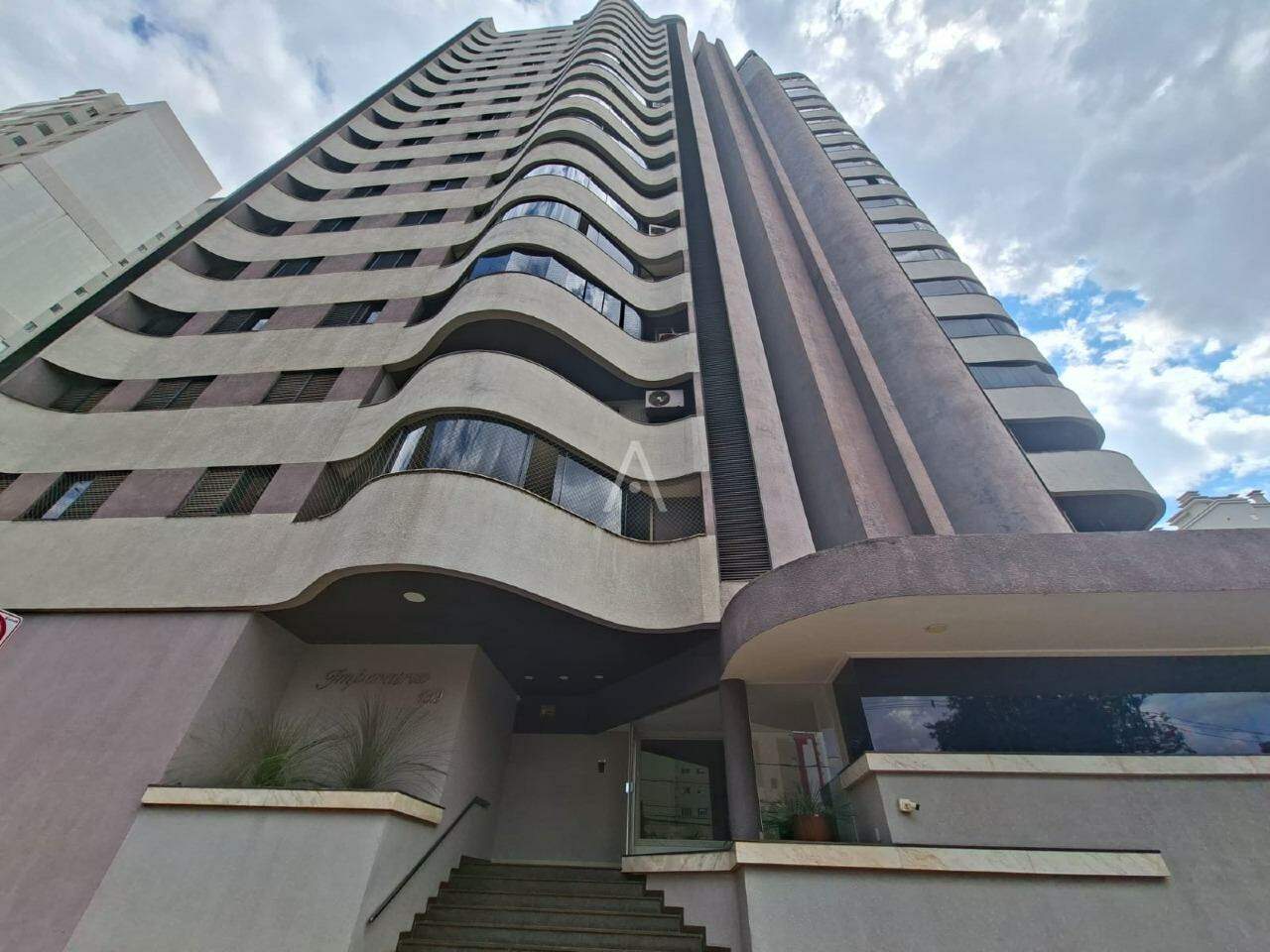 Apartamento para para aluguel no Bairro CENTRO em CASCAVEL: 
