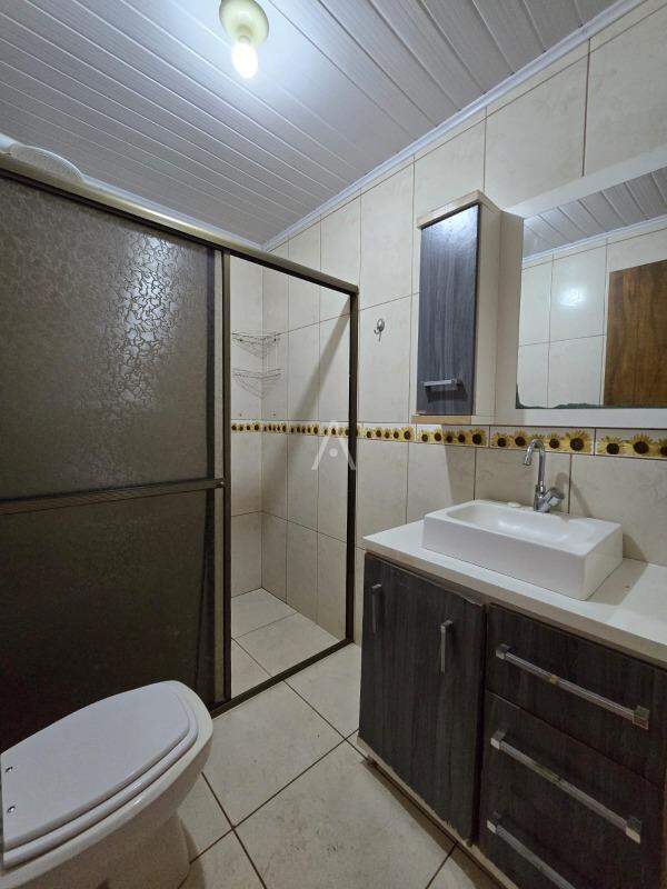 Casa Residencial para para aluguel no Bairro Jardim Parizotto em TOLEDO: 