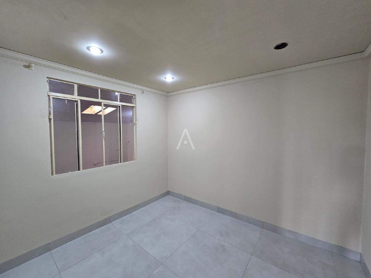 Casa Residencial para para aluguel no Bairro Jardim Parizotto em TOLEDO: QUARTO