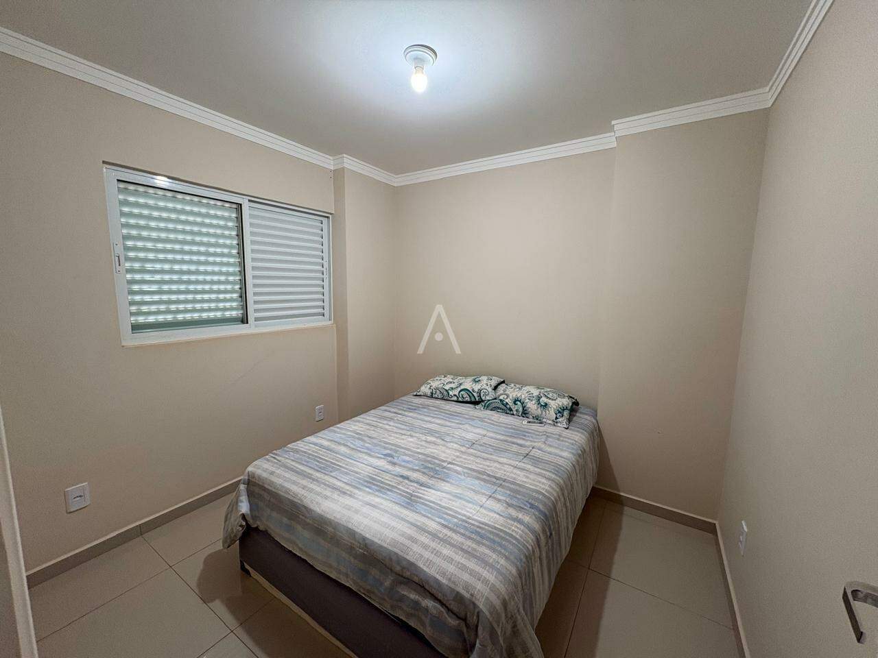 Apartamento para para aluguel no Bairro PARQUE SAO PAULO em CASCAVEL: Dormitório 2