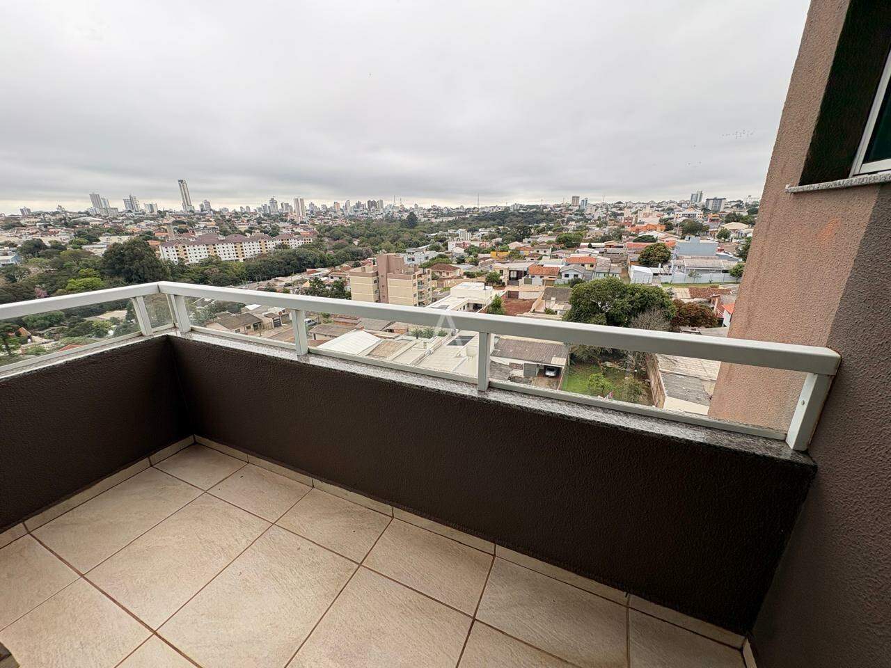 Apartamento para para aluguel no Bairro PARQUE SAO PAULO em CASCAVEL: Sacada suíte