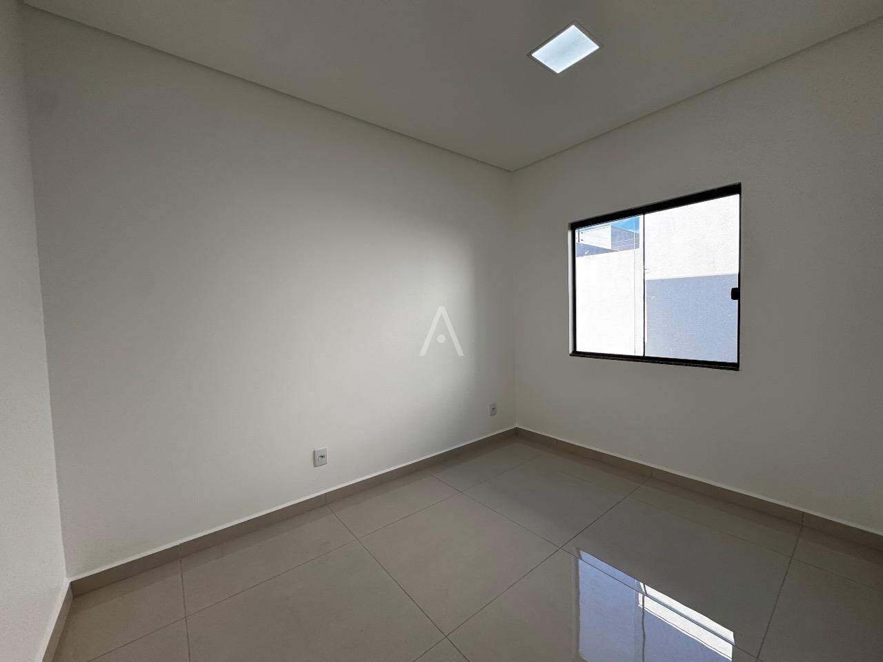 Casa Residencial para à venda no Bairro RECANTO TROPICAL em CASCAVEL: