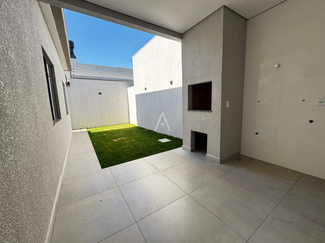 Casa Residencial para à venda no Bairro RECANTO TROPICAL em CASCAVEL: