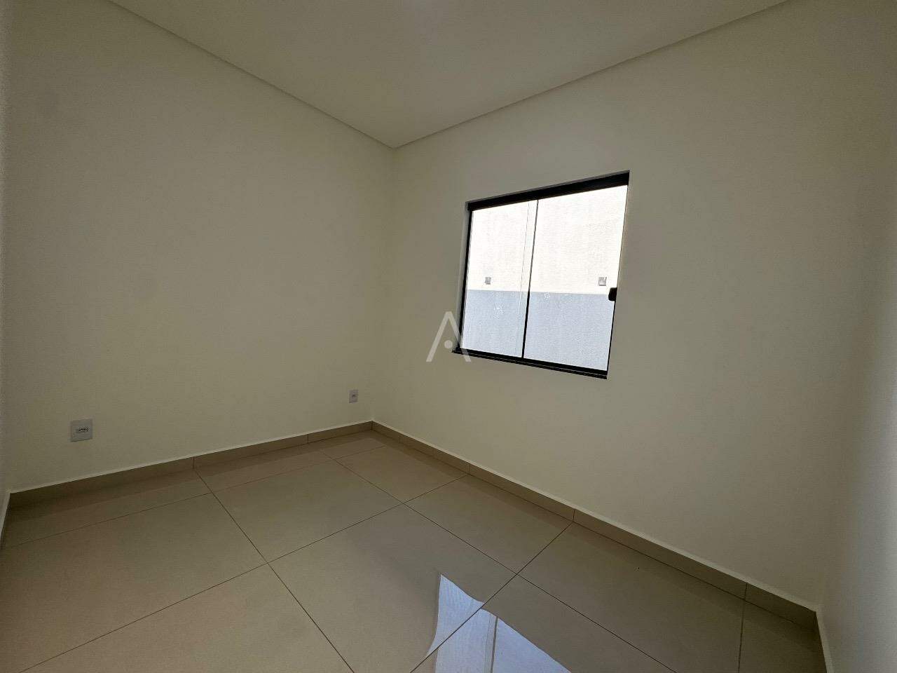 Casa Residencial para à venda no Bairro RECANTO TROPICAL em CASCAVEL: