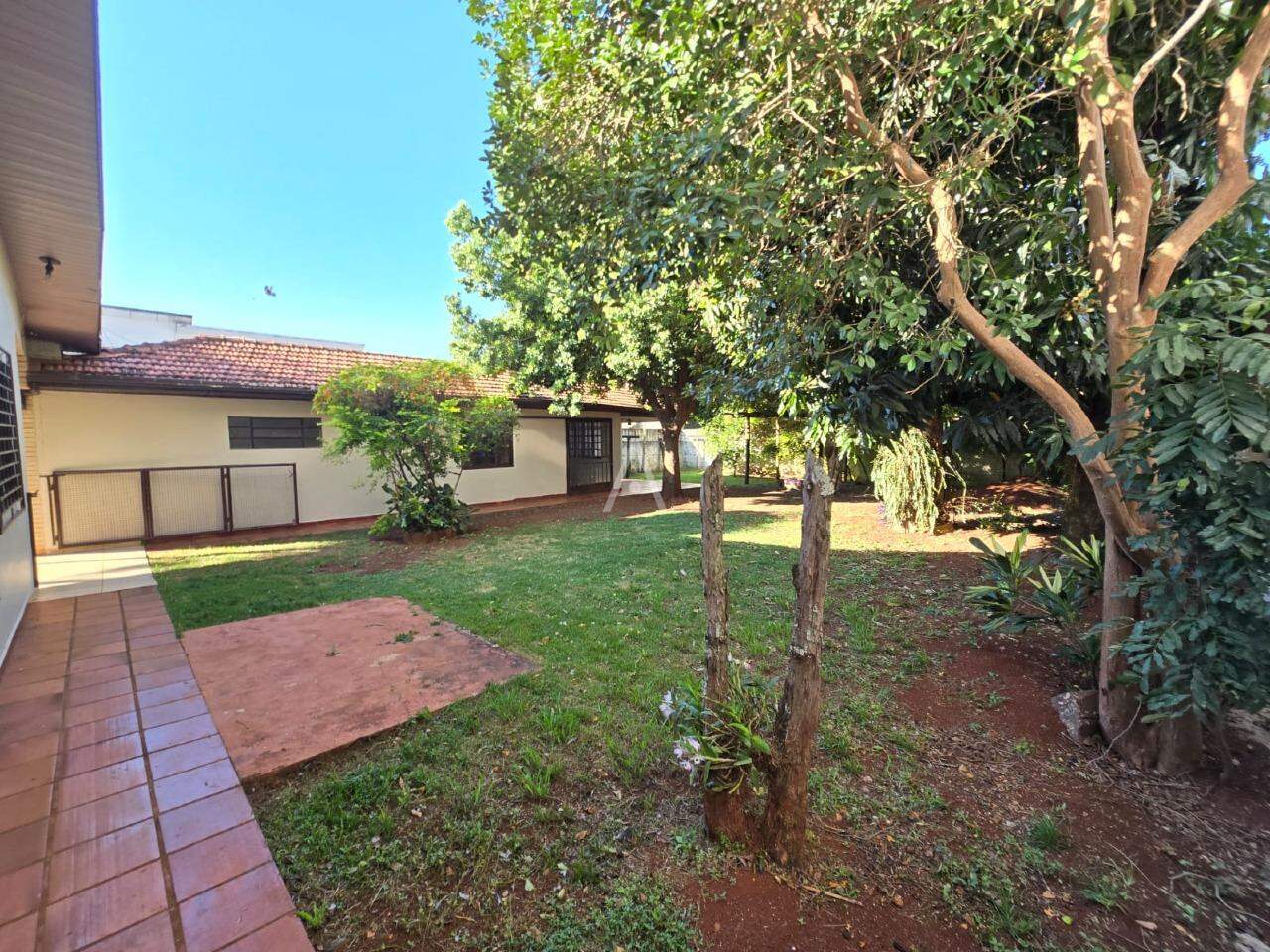 Casa Residencial para para aluguel no Bairro JARDIM LA SALLE em TOLEDO: