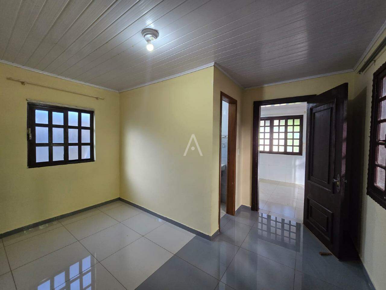 Casa Residencial para para aluguel no Bairro JARDIM LA SALLE em TOLEDO: QUARTO DA EDÍCULA