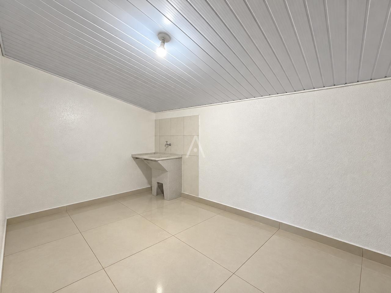 Casa Residencial para para aluguel no Bairro JARDIM GISELA em TOLEDO: Área de serviço