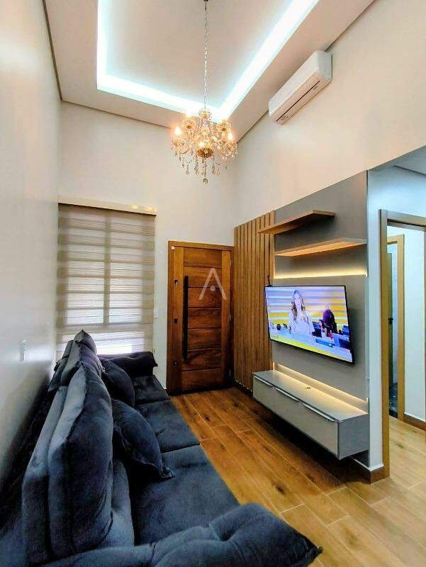 Casa Residencial para à venda no Bairro PARQUE SAO PAULO em CASCAVEL: 
