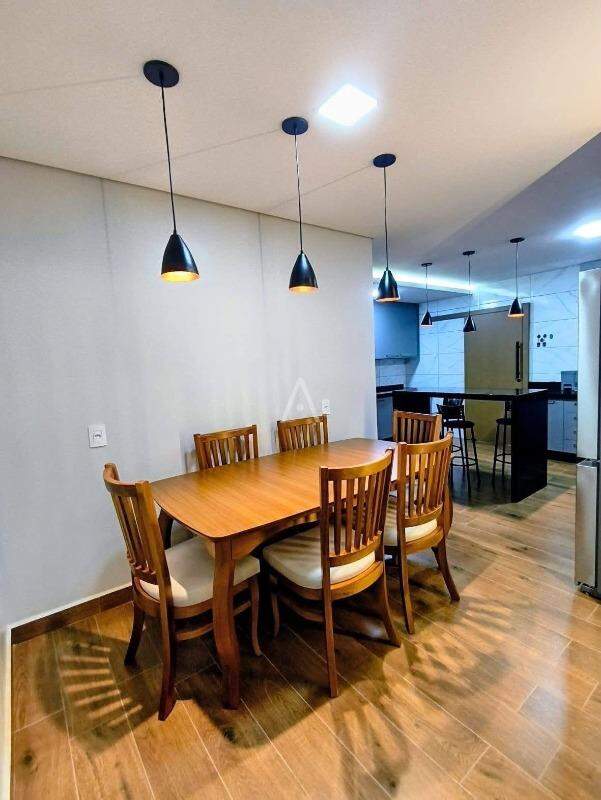Casa Residencial para à venda no Bairro PARQUE SAO PAULO em CASCAVEL: