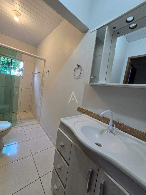Casa Residencial para para aluguel no Bairro JARDIM PANCERA em TOLEDO: