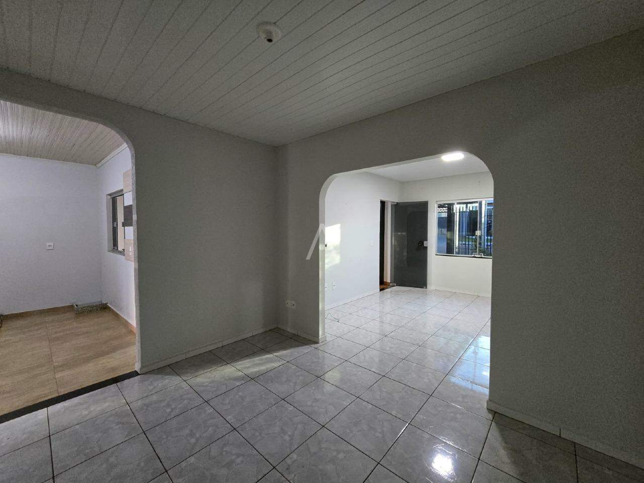 Casa Residencial para para aluguel no Bairro JARDIM PANCERA em TOLEDO: